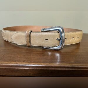 Tony Lama Men’s Natural Leather belt with Silver Buckle